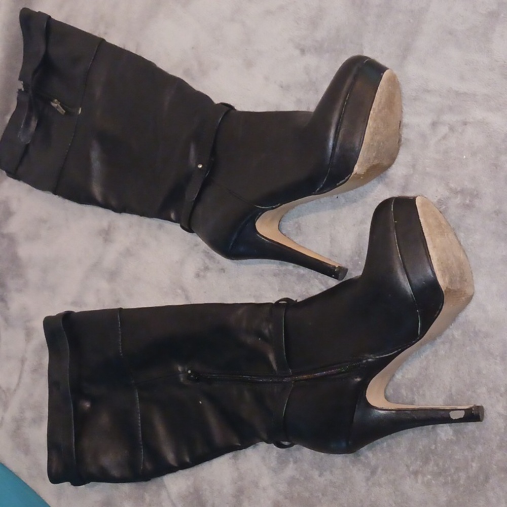 High heel boots